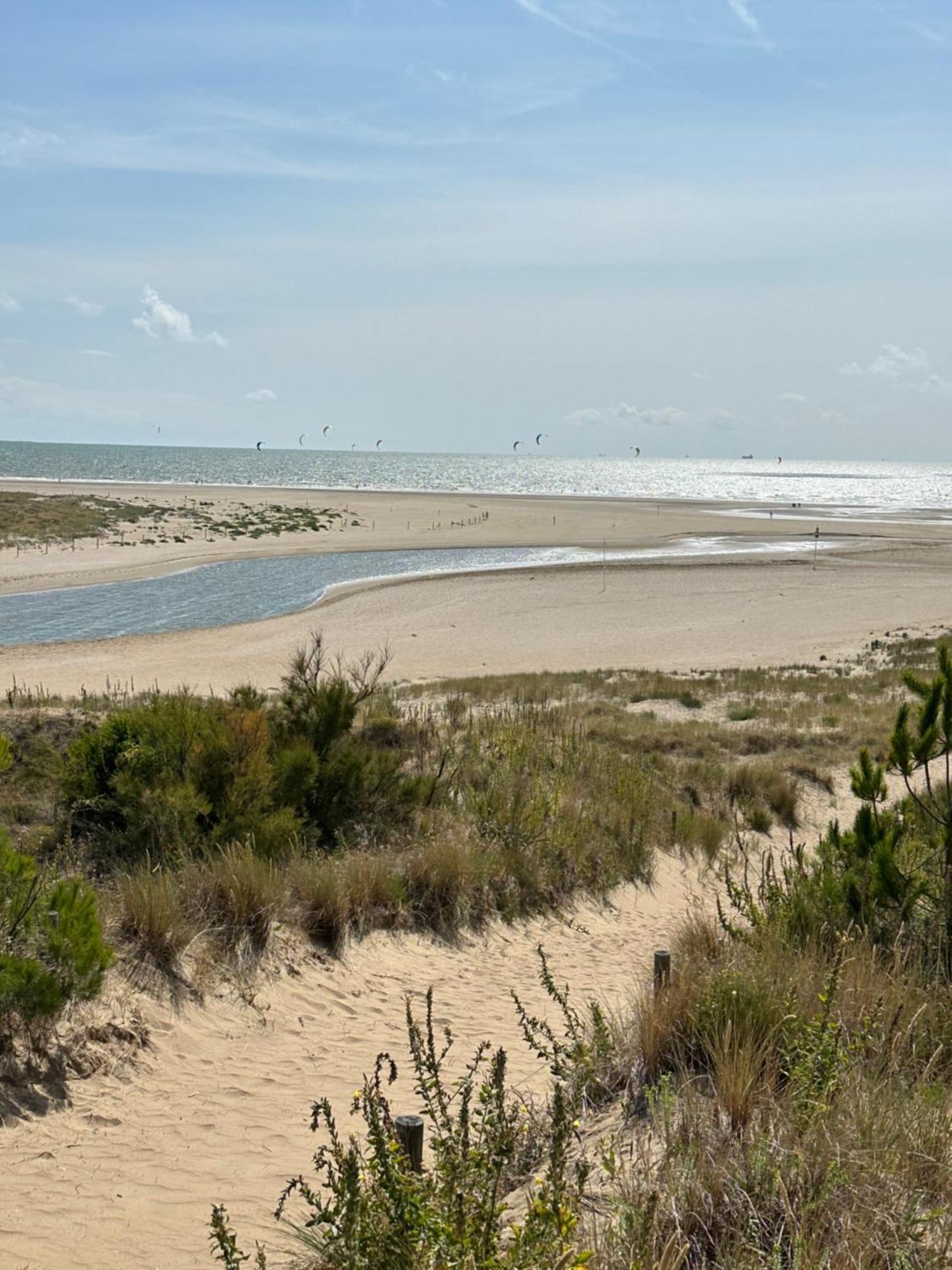 Appartement Au Bord De Mer Saint-Brévin-les-Pins Buitenkant foto